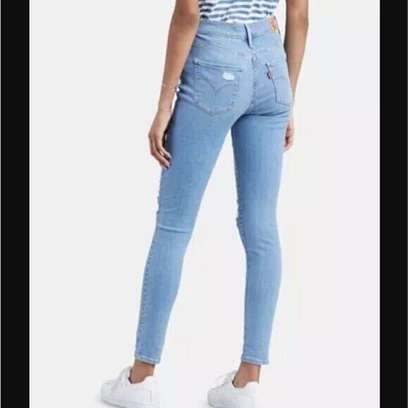 Levi's Women's 720 High Rise Super Skinny Medium Wash Jeans Size 14 W32XL30 New - Picture 1 of 9